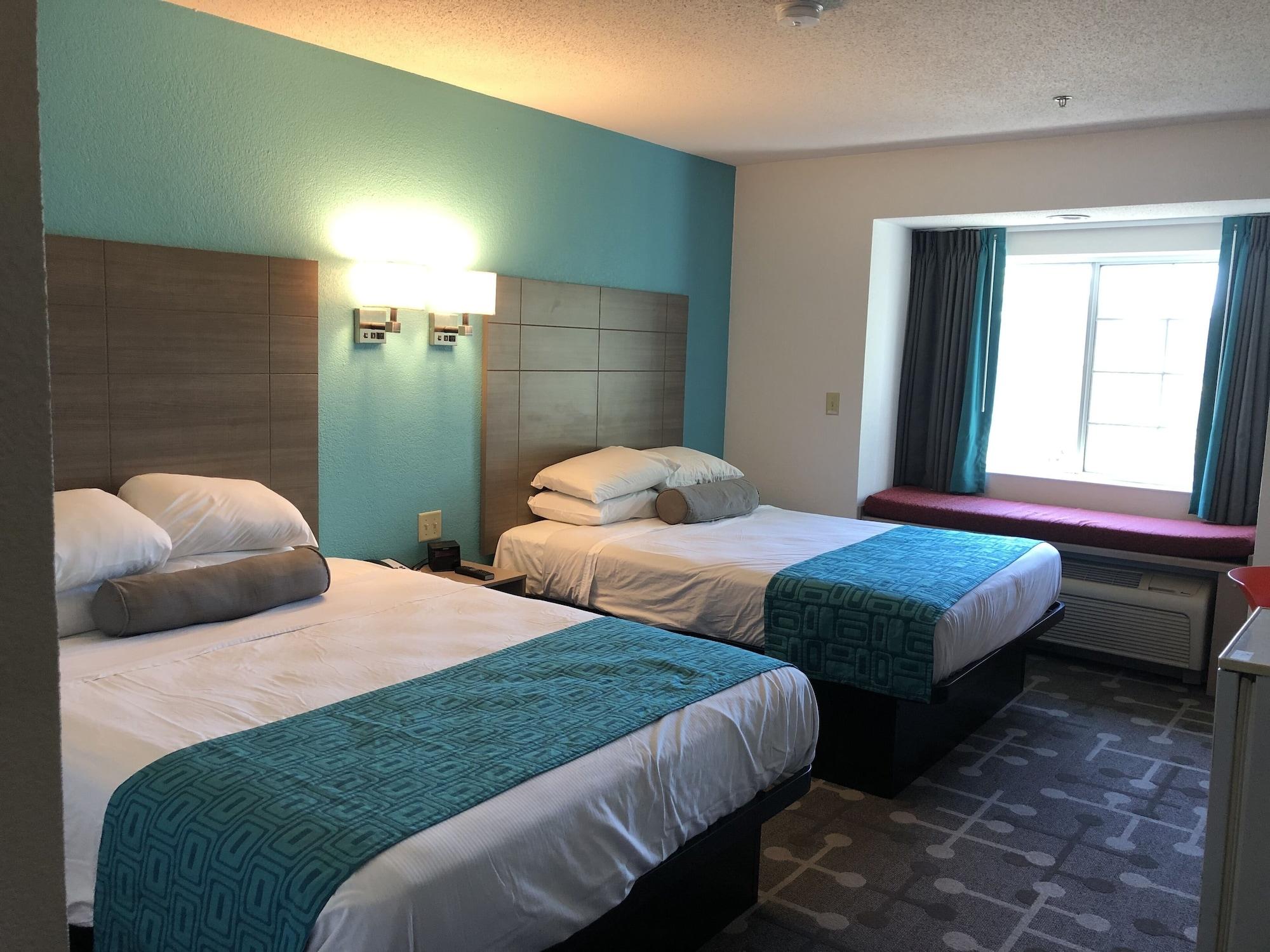 Red Lion Inn & Suites Elk Grove Village Kültér fotó